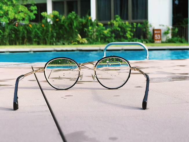Brille beim Schwimmen abgelegt | VisuLASE Augenlaserzentrum Weilheim